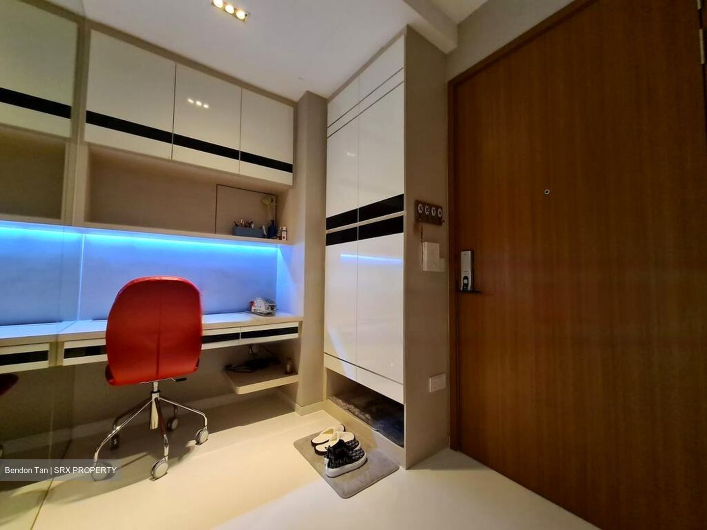 RV Suites (D10), Apartment #449604691